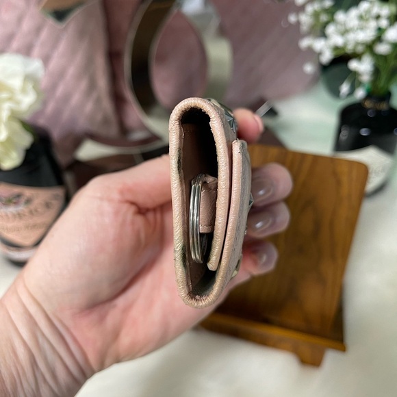 Authentic JIMMY CHOO SET! NELLIE STAR KEY CASE & FILIPA STAR LONG ZIP WALLET - Picture 8 of 14